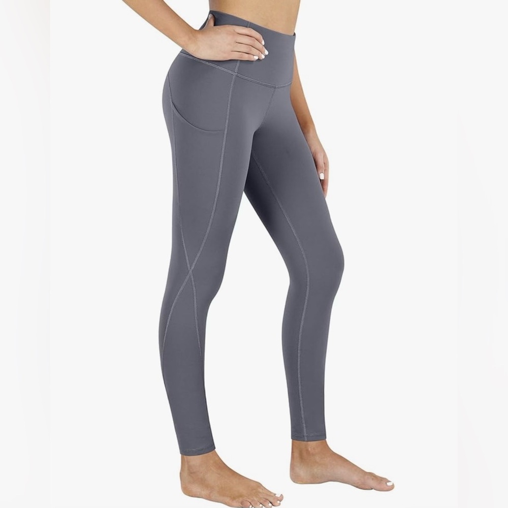 High-Waist Grey Performance Leggings with Side Pocket